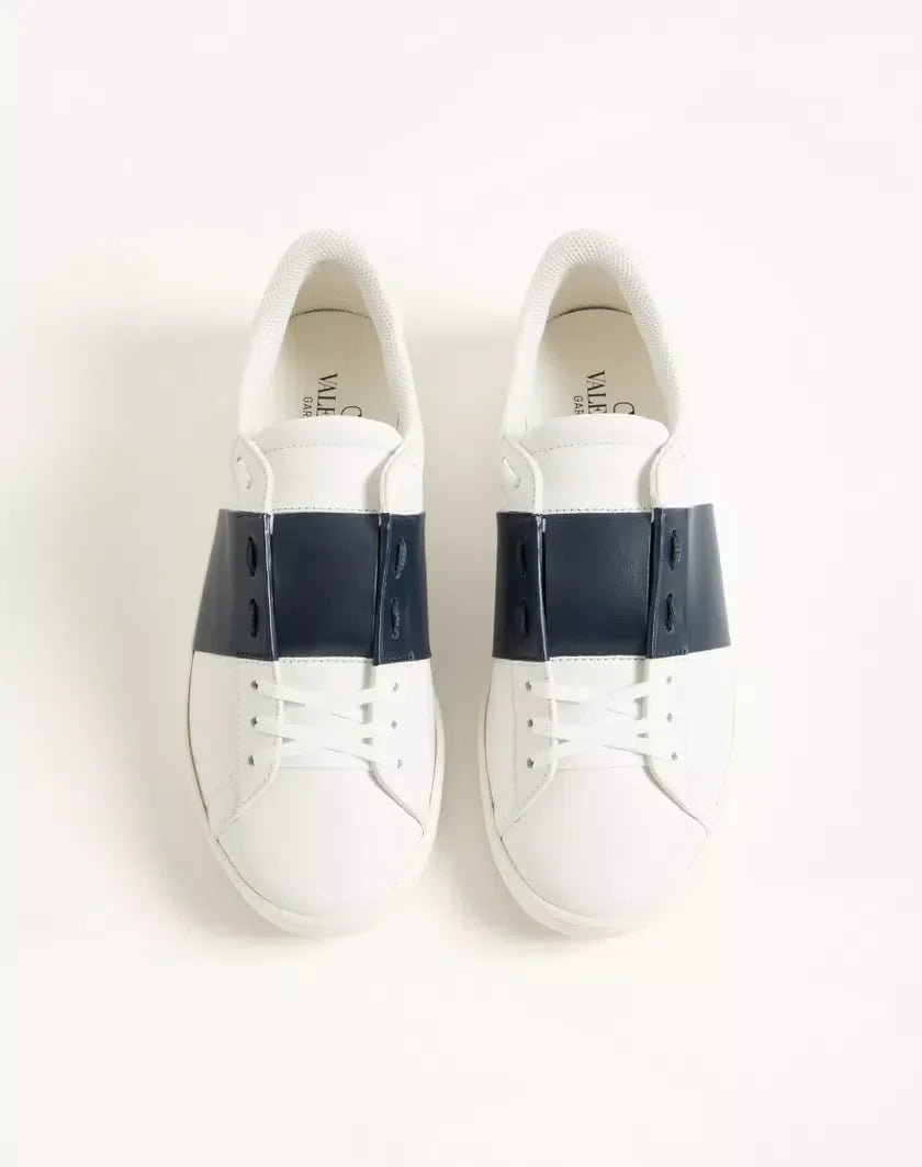 V Royoco Navy Blue